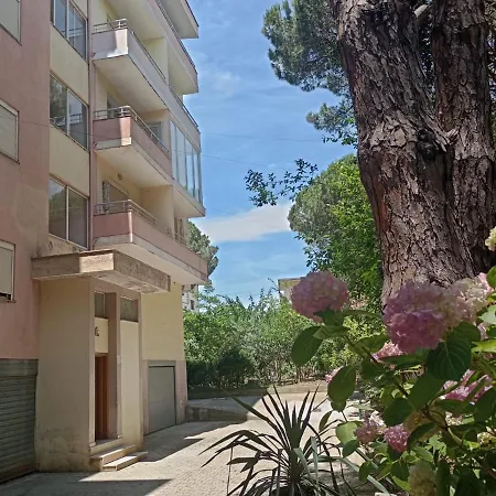 Golem Holiday Apartment Exterior photo